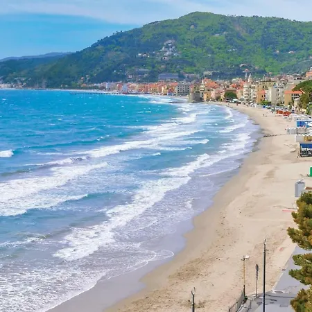 Casa Borgo 1 Apartman Pietra Ligure